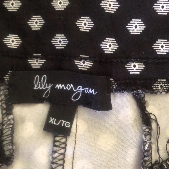 LILY MORGAN - EUC-NWOT Stretch Shorts (XL) - Picture 6 of 8